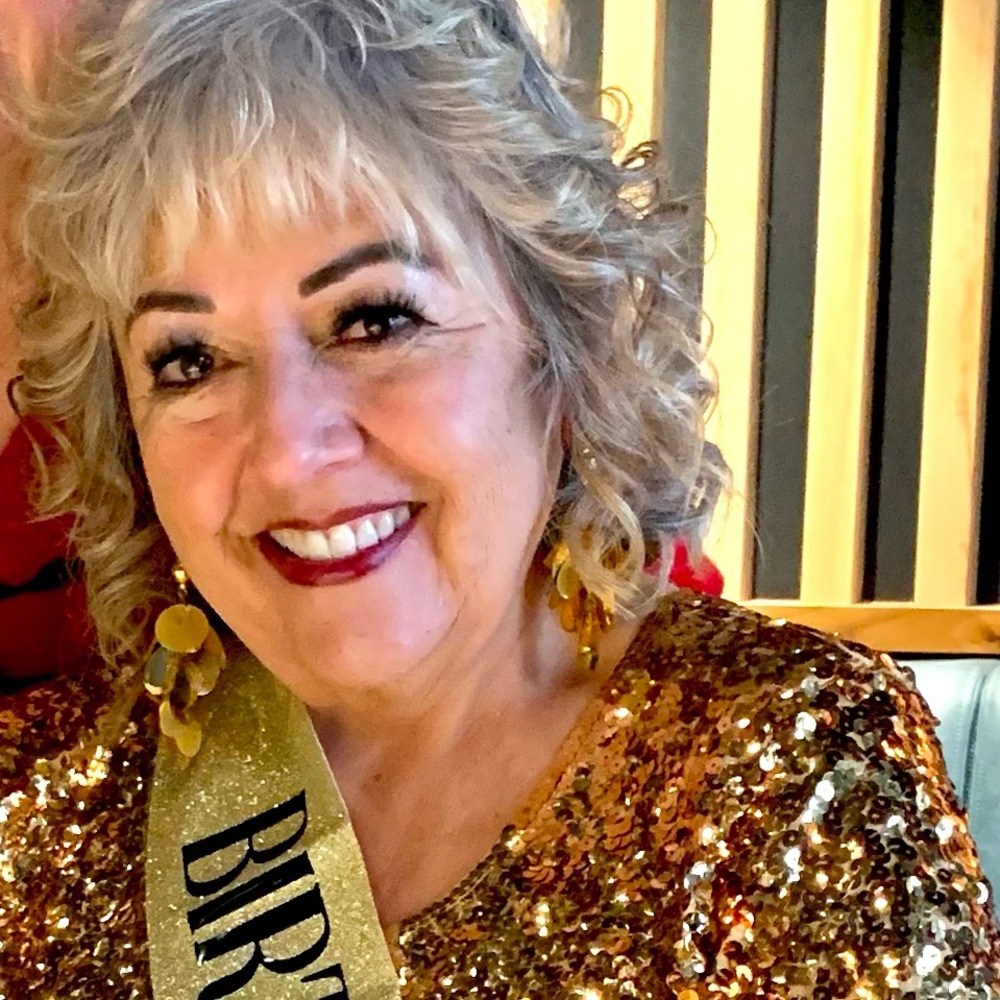 Meet your Posher, Ava